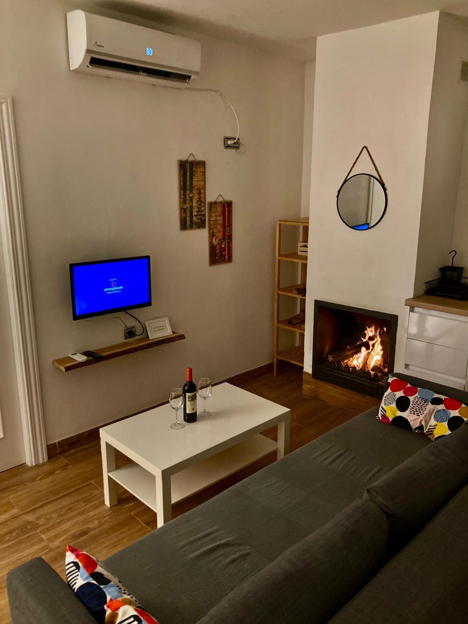 Apartamento Del Rio ปินอส เกนิล ภายนอก รูปภาพ